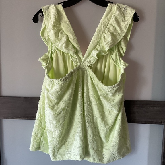 NWT- Ruffle Tank - Picture 3 of 3